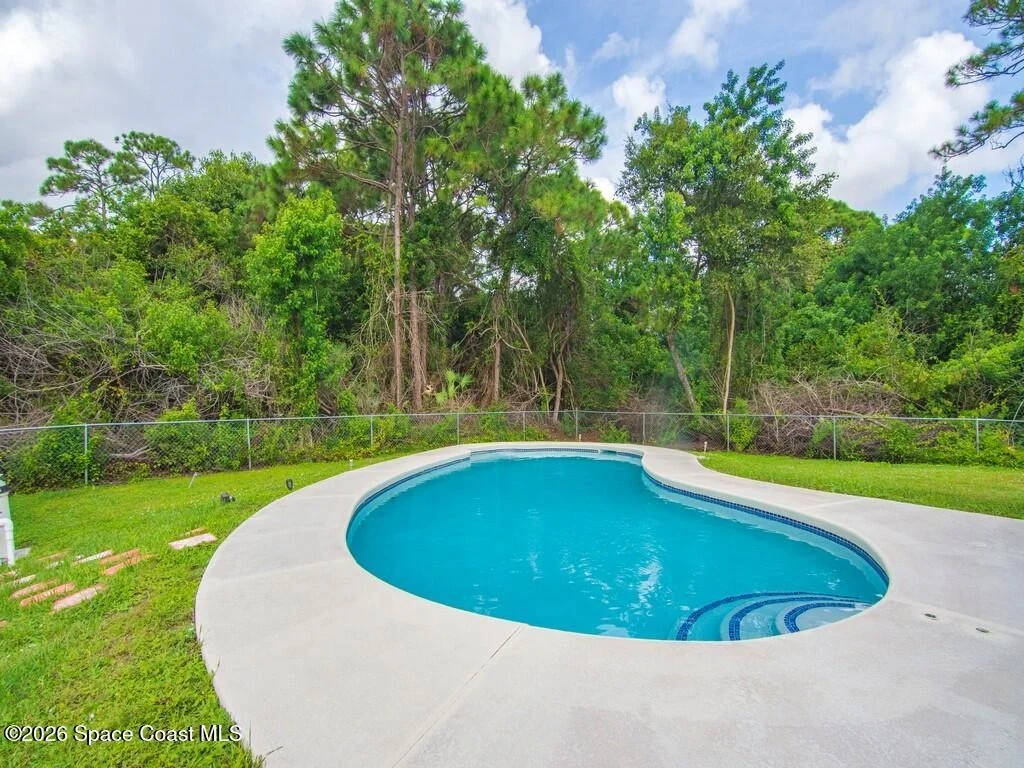 Photo of 5717 Birch Drive