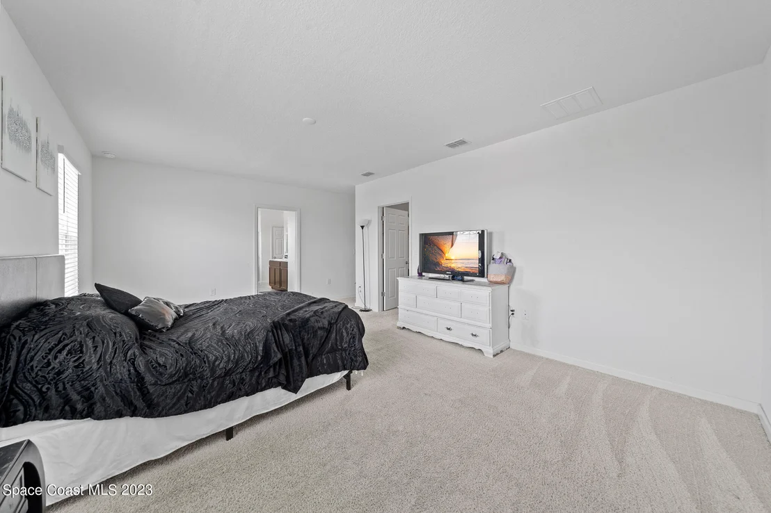 Photo of 215 Sorrento Drive