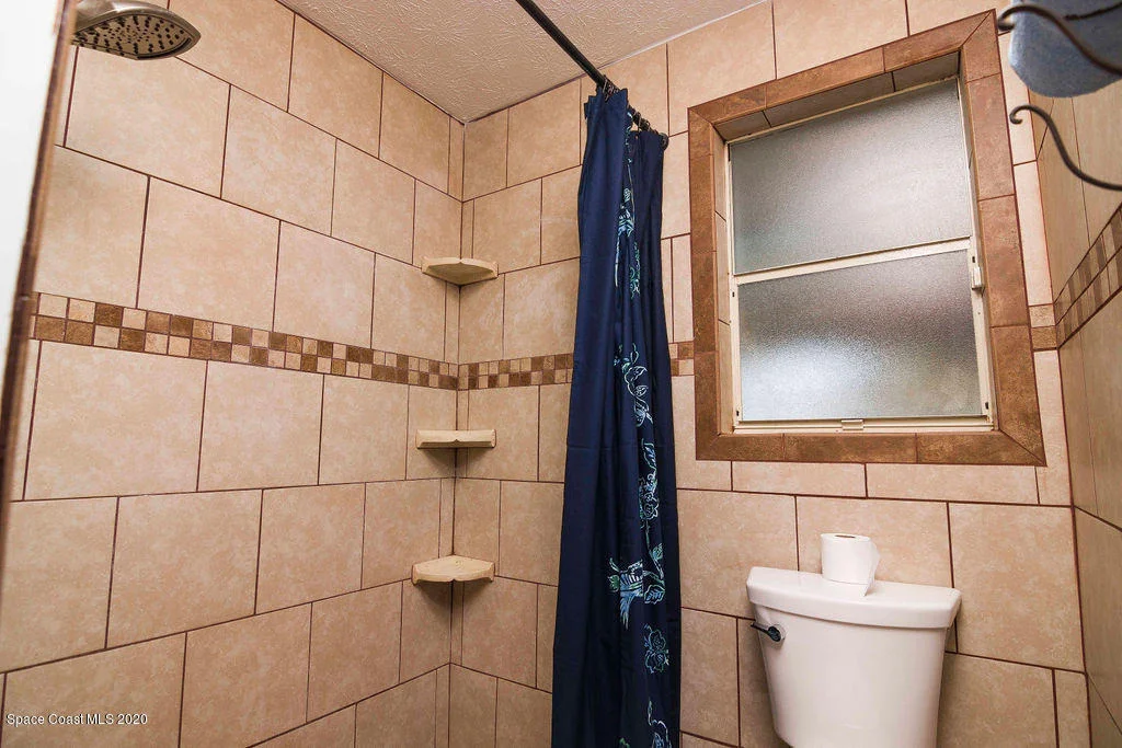 Photo of 4605 Robert Street