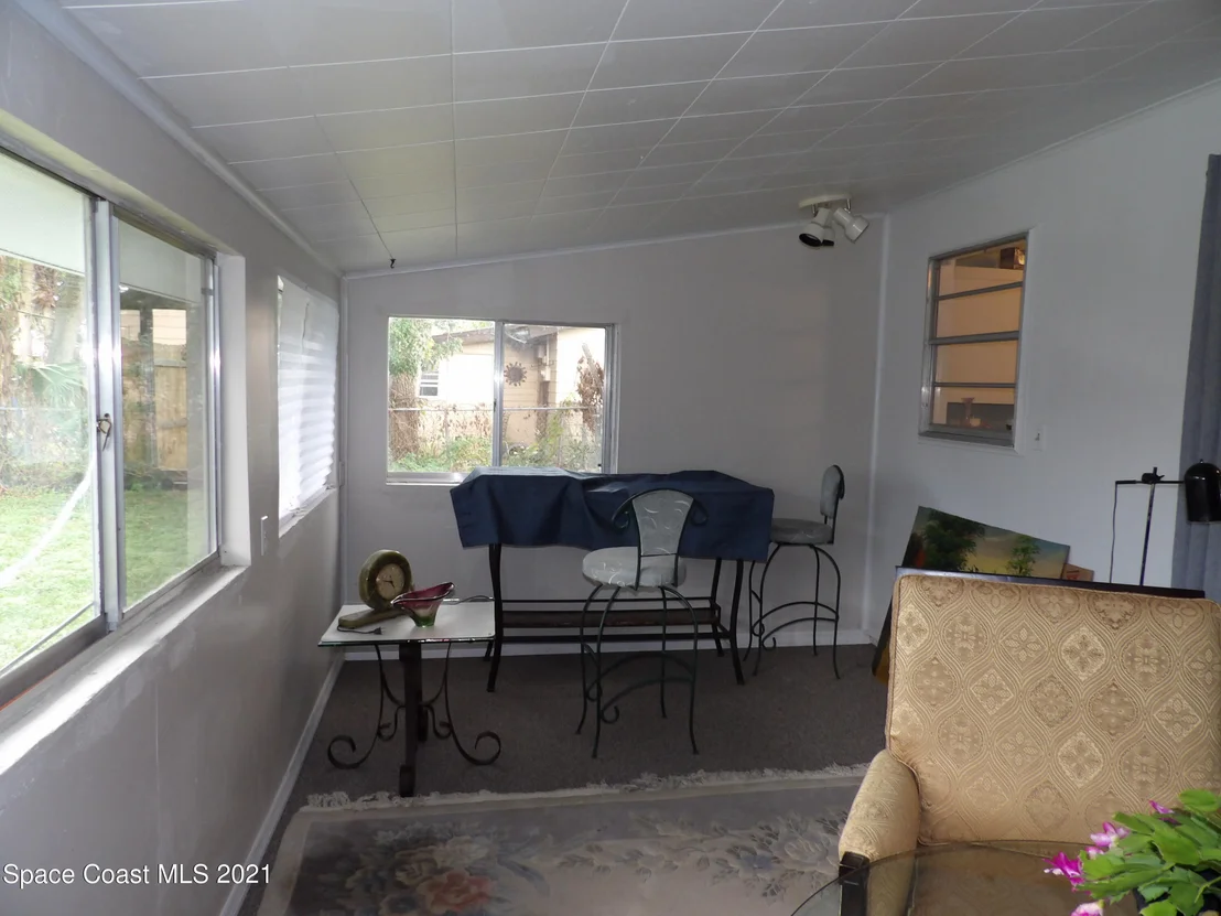 Photo of 797 Bianca Drive NE
