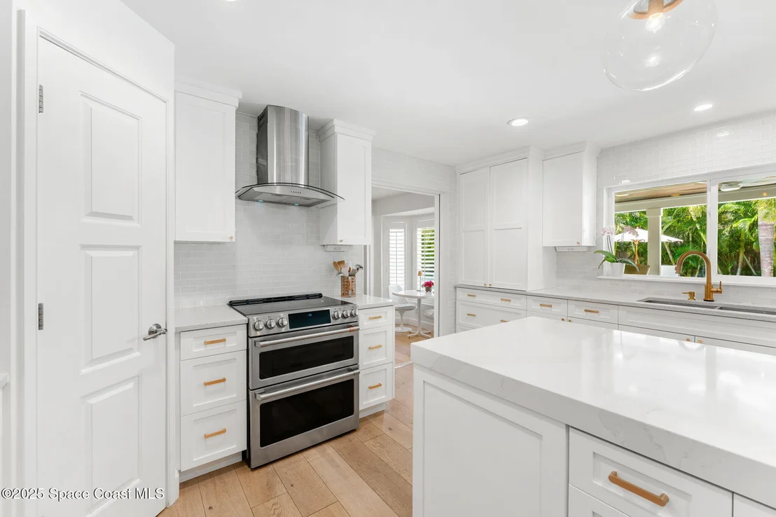 Photo of 606 Hibiscus Trail