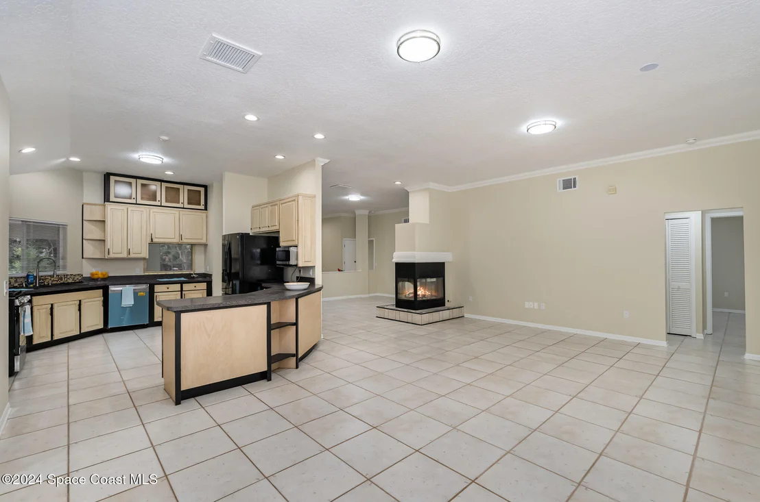 Photo of 2549 Hooper Road