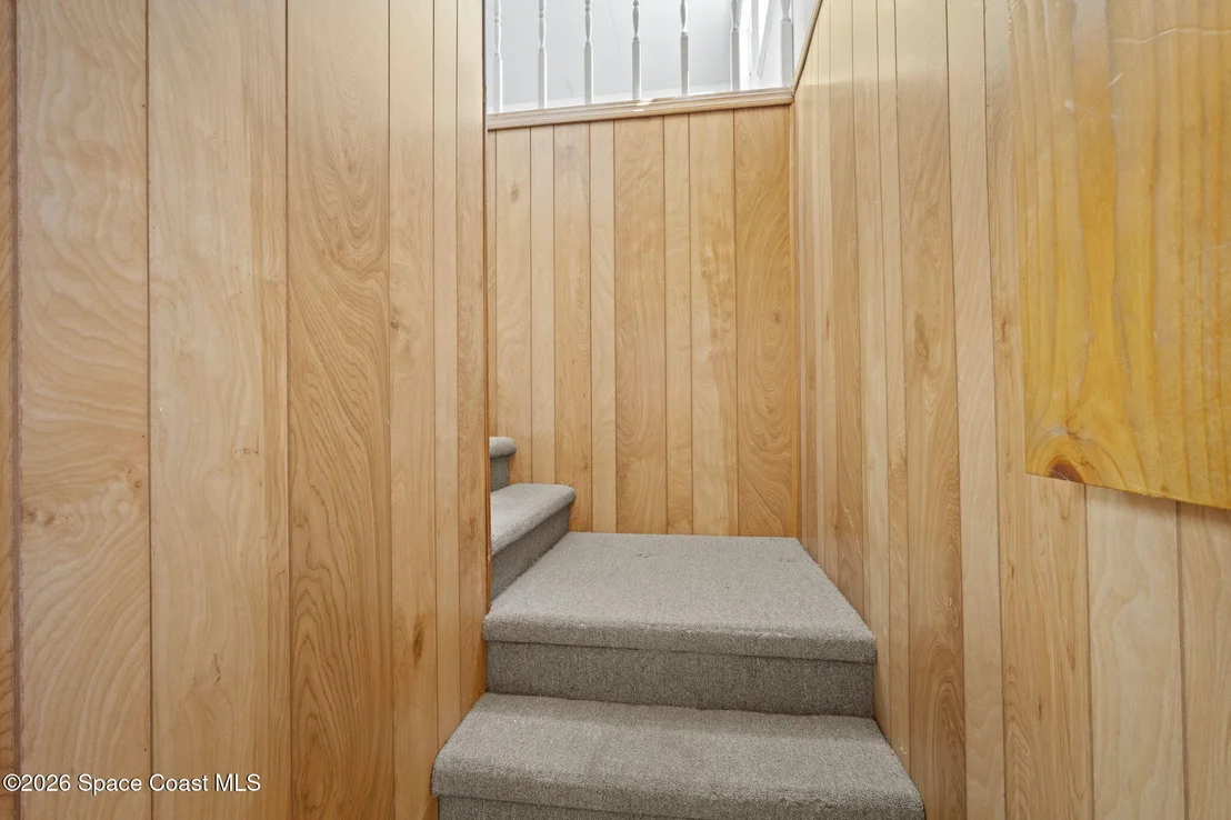 Photo of 945 Bluegrass Lane
