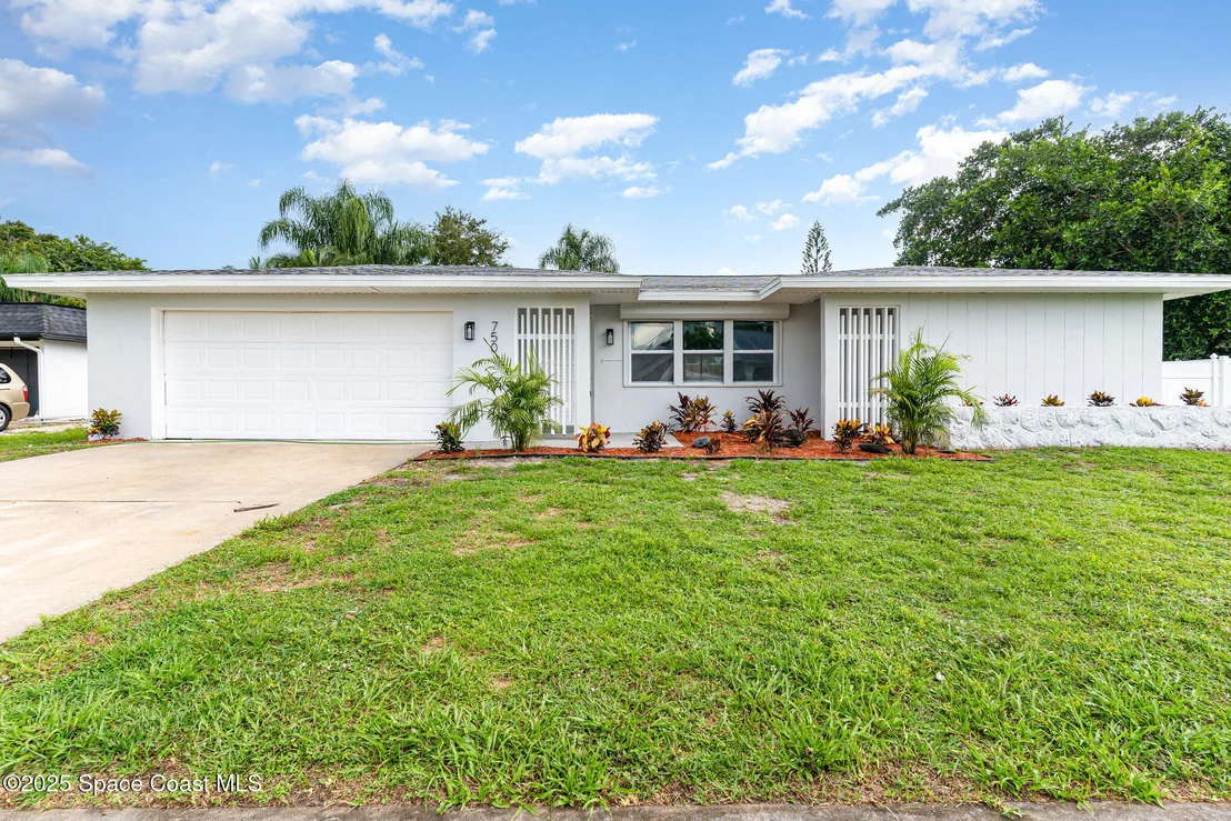 Photo of 750 Burman Lane NE