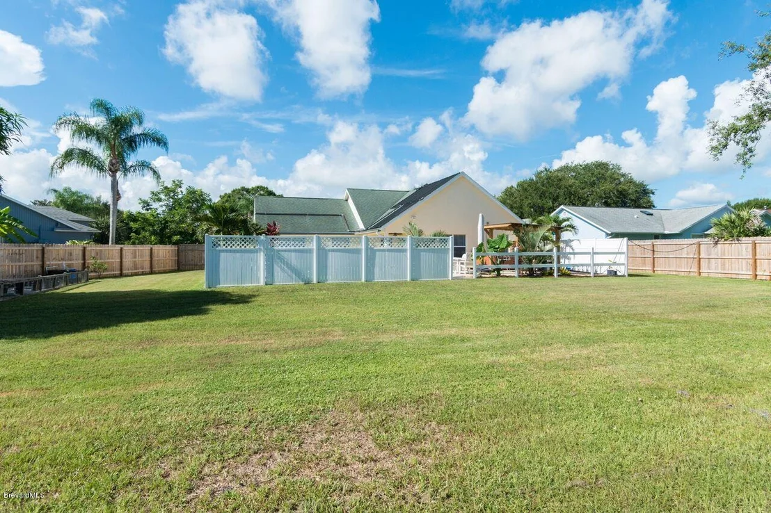 Photo of 4665 Willow Bend Drive
