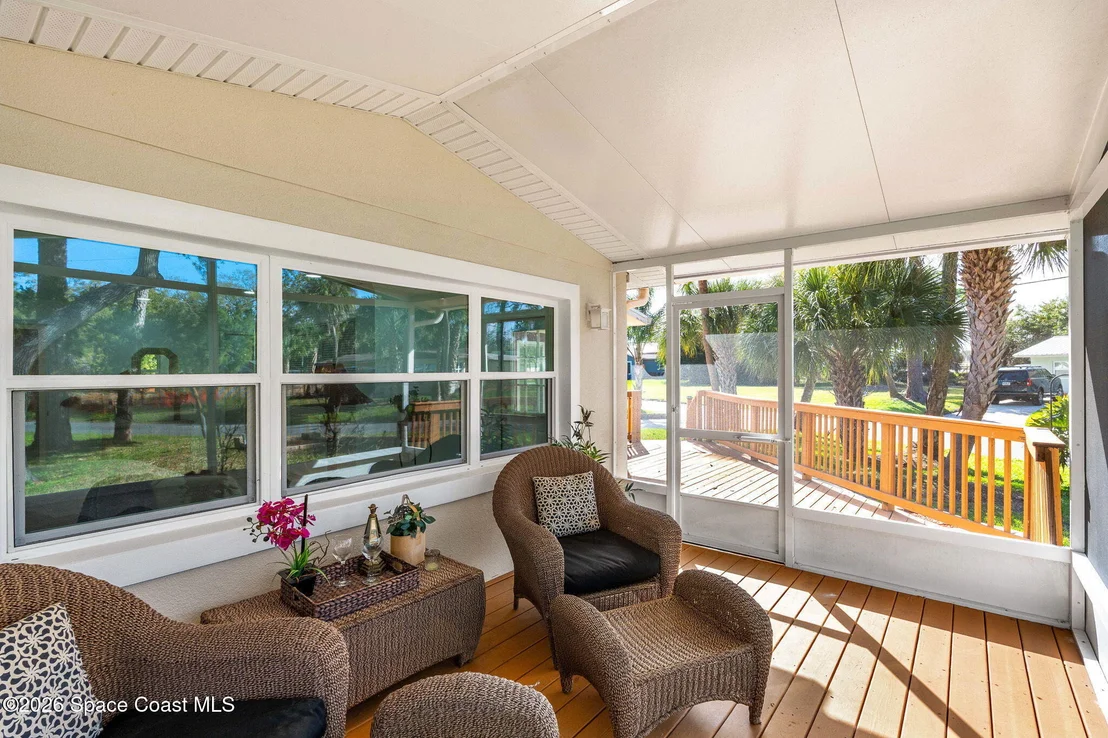 Photo of 135 Oakledge Drive