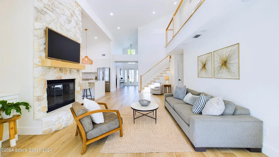 Photo of 396 Riverview Lane