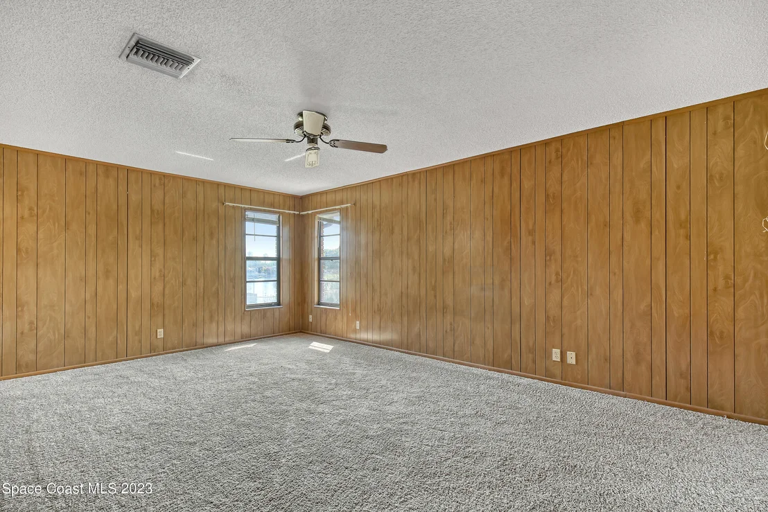 Photo of 2638 SE 32nd Street