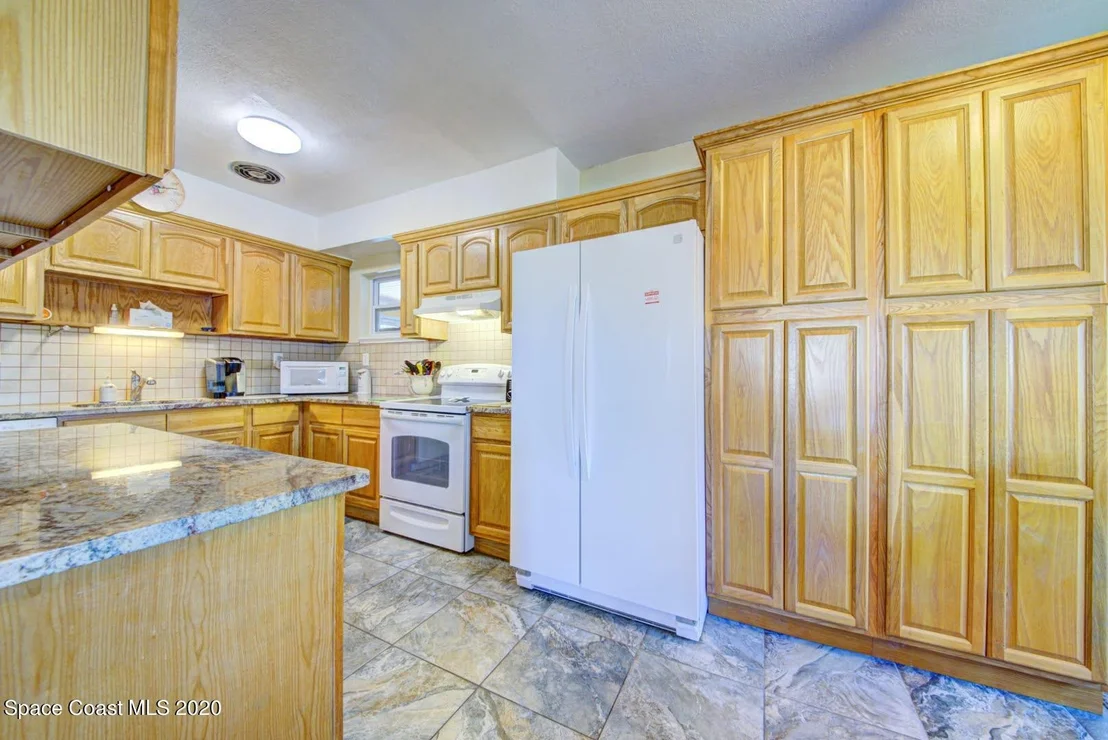 Photo of 301 Orchid Boulevard