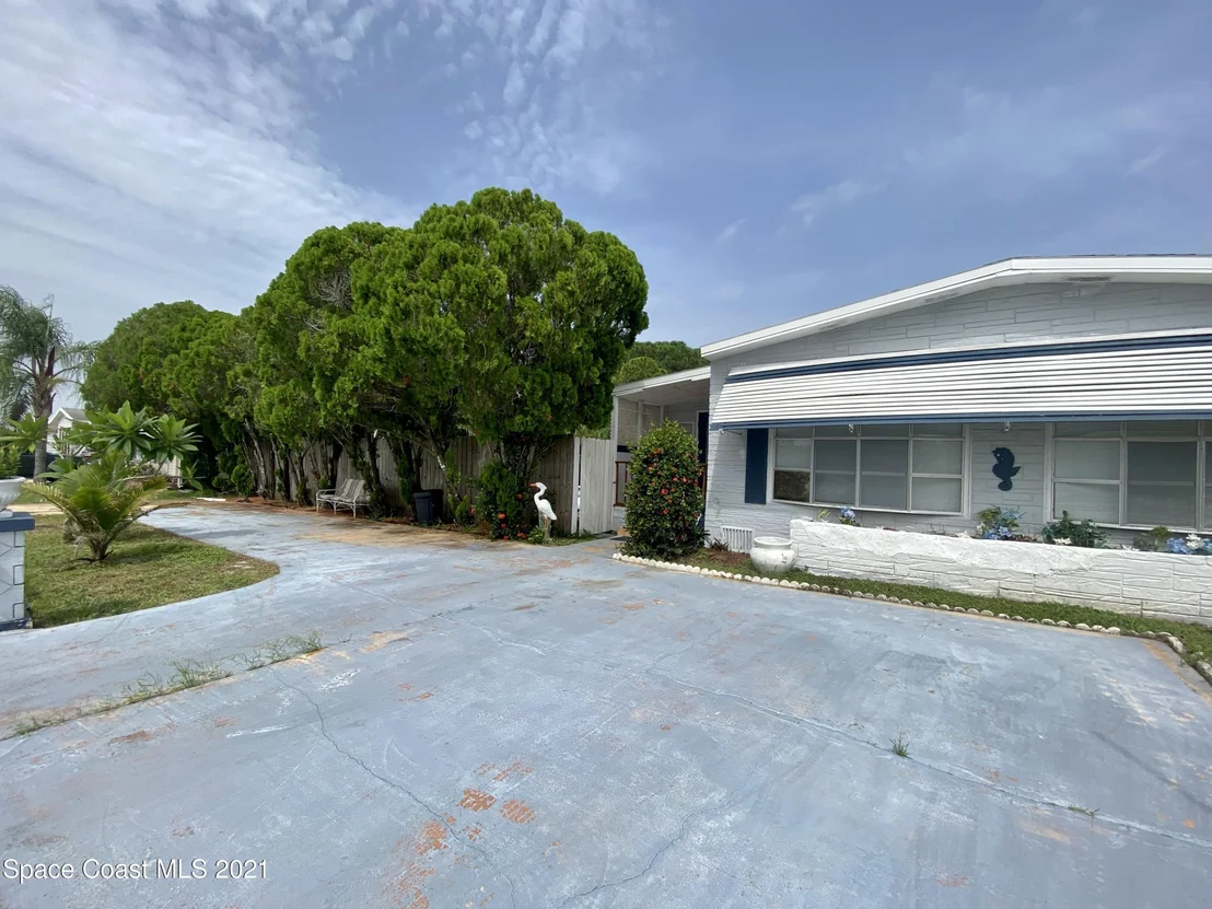 Photo of 1867 Seagrape Street NE