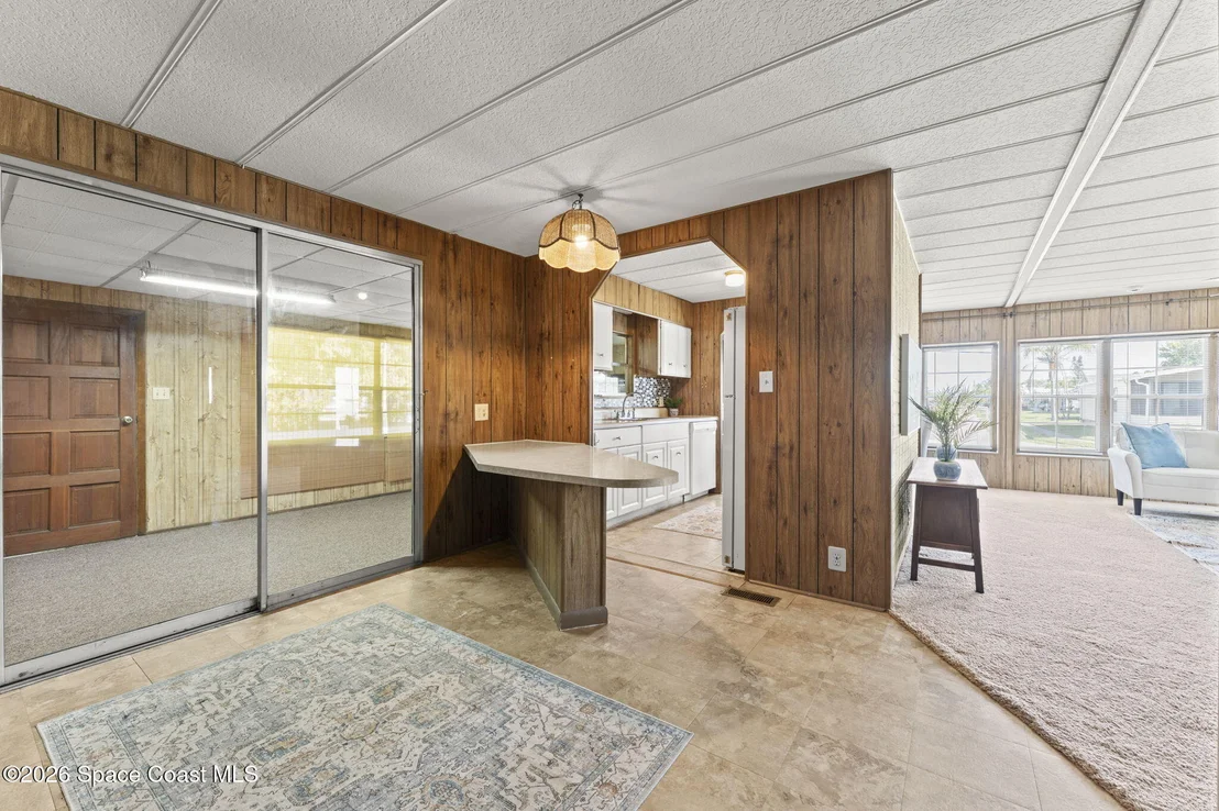 Photo of 2374 Royal Palm Drive NE