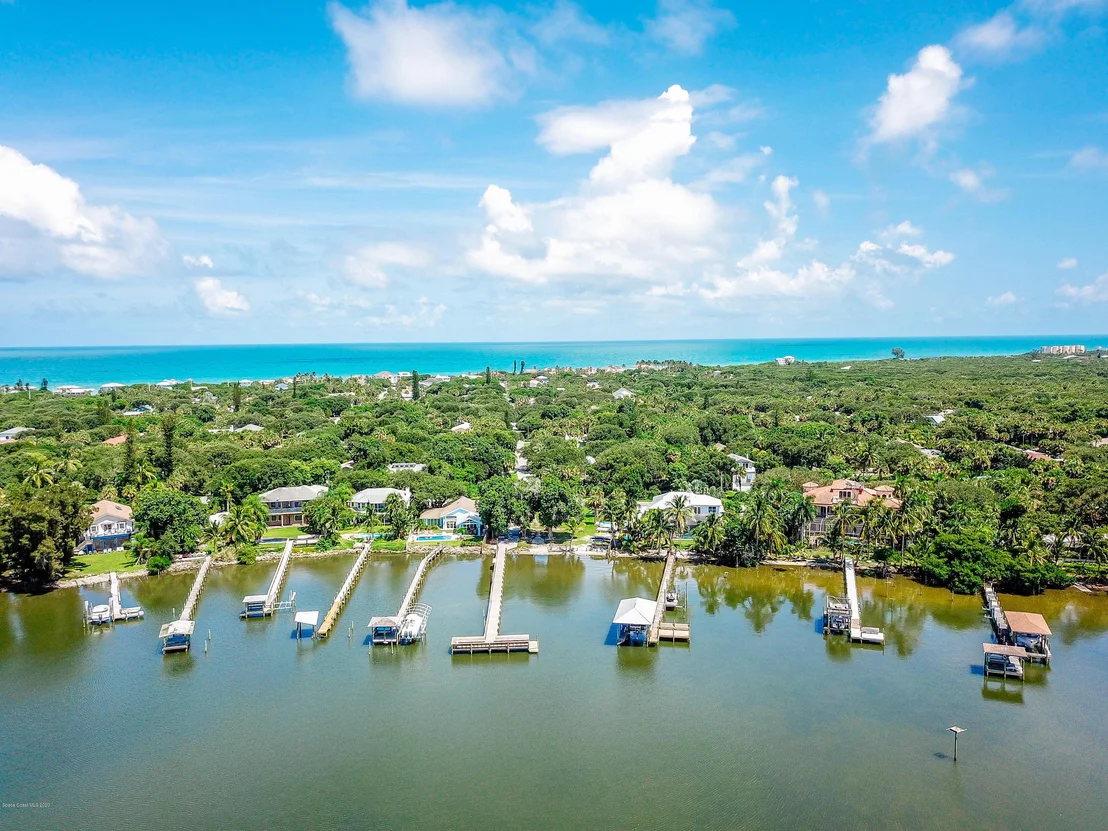 Photo of 5940 Highway A1a