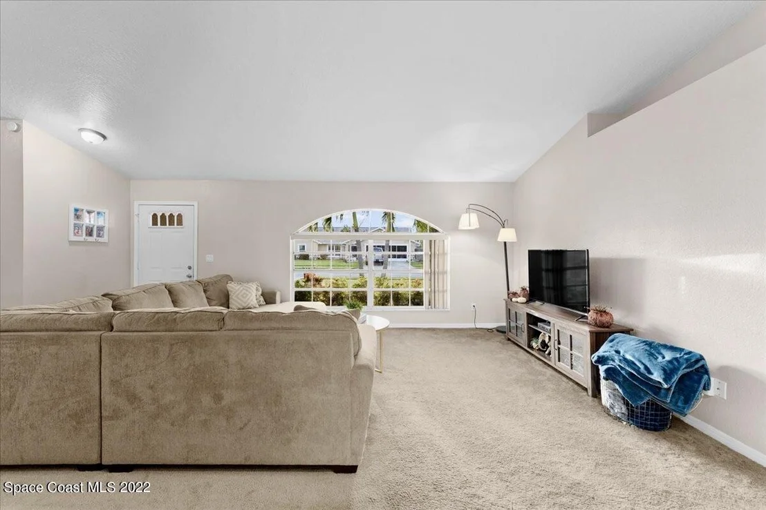Photo of 1240 Weeping Willow Lane