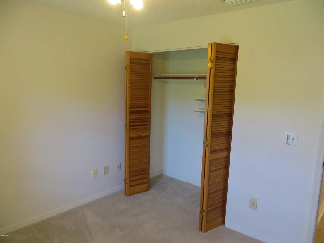 Photo of 947 Pineland Drive