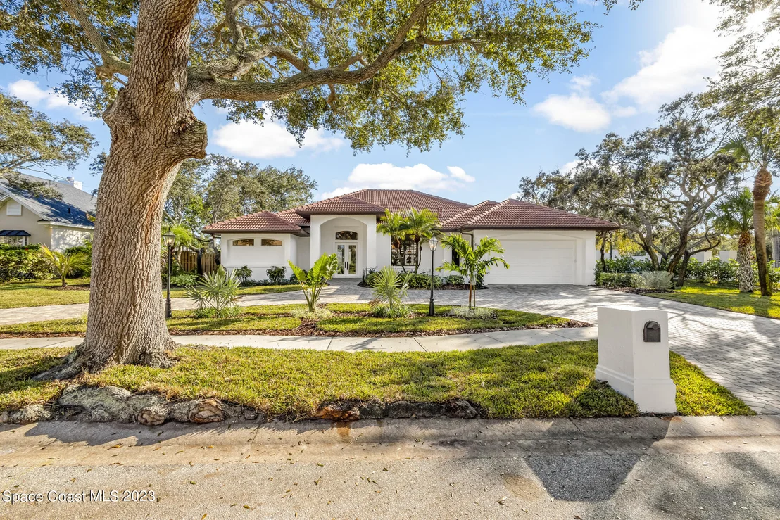 Photo of 473 Peregrine Drive
