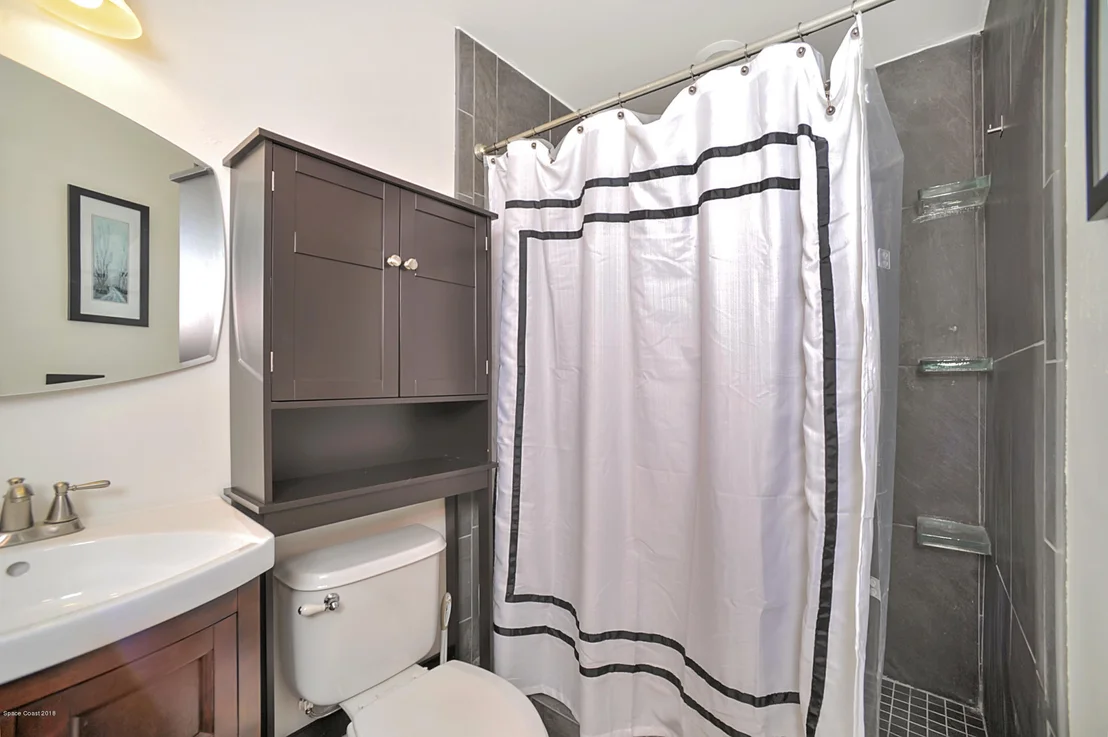 Photo of 1182 NE Bianca Drive NE