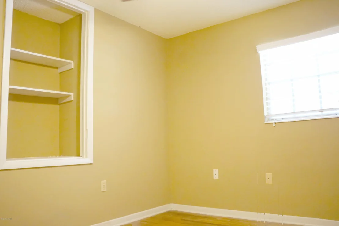 Photo of 635 Orange Court