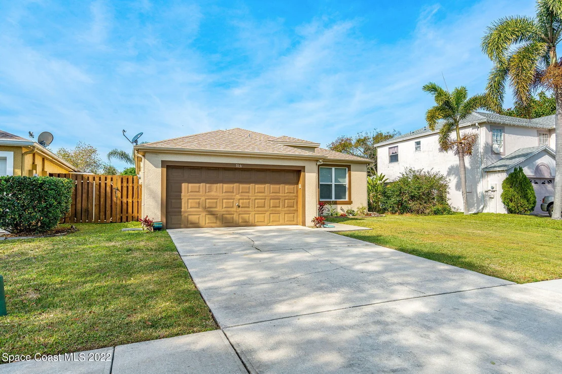 Photo of 7031 Hammock Trace Drive