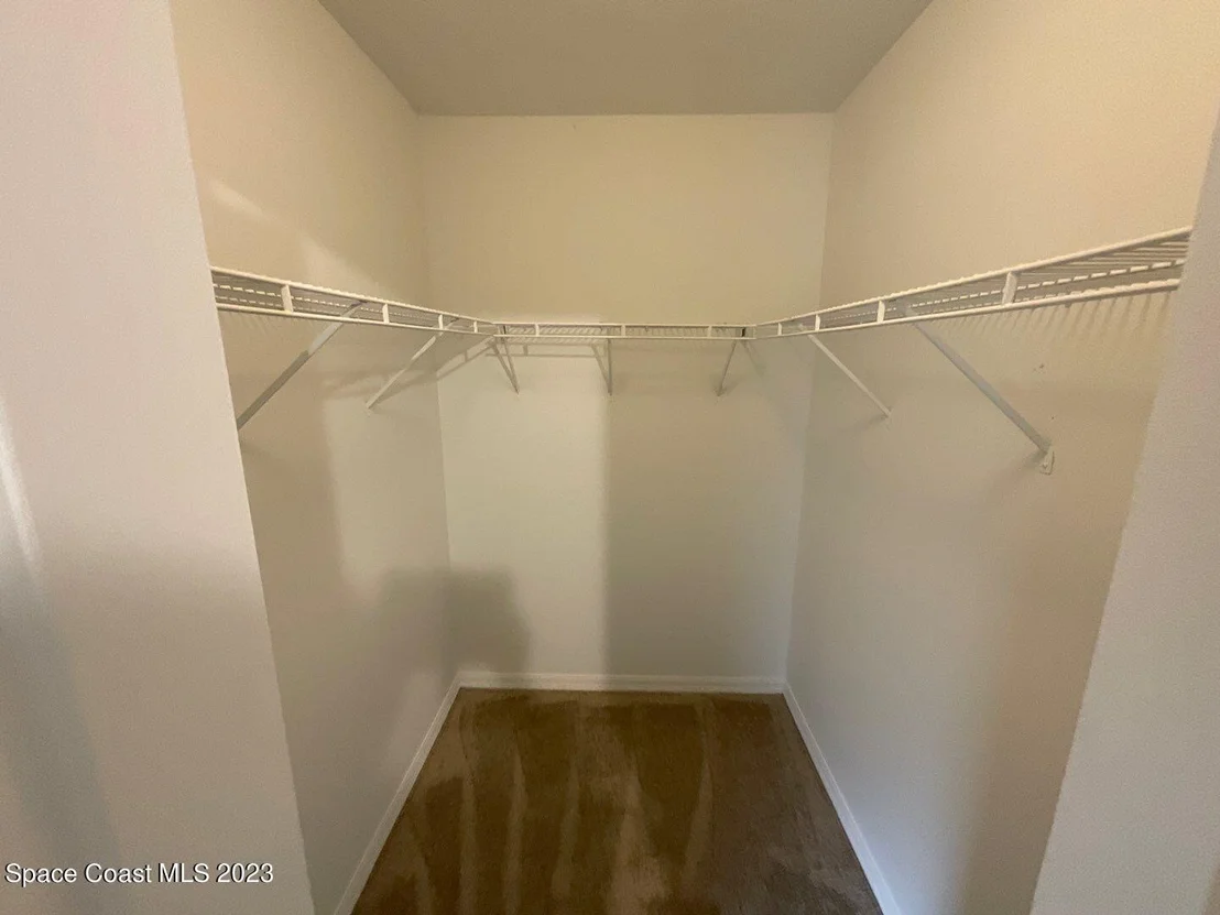 Photo of 6420 Golfview Avenue