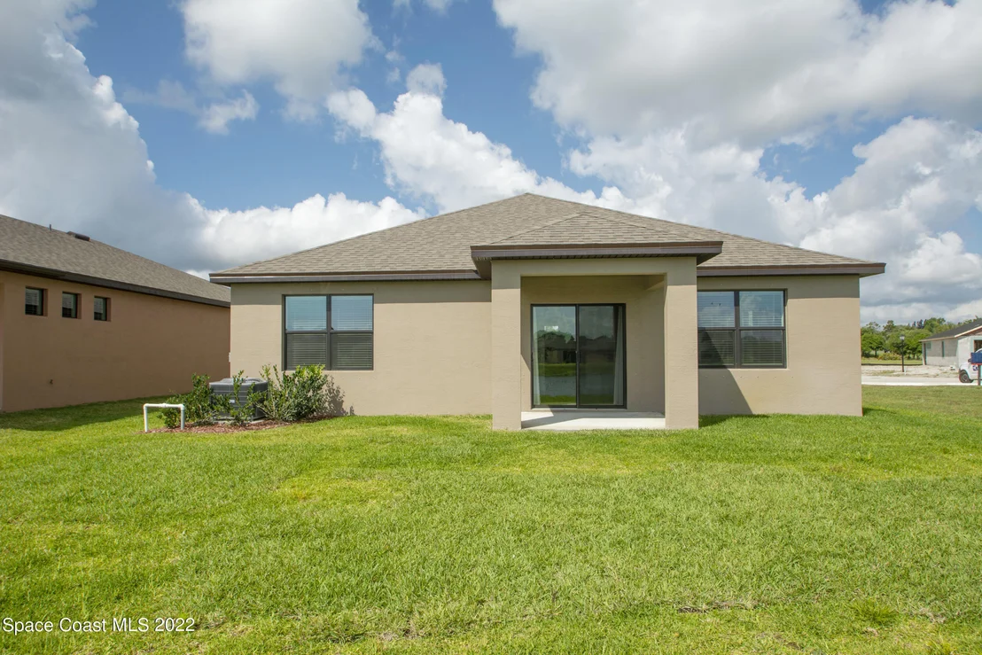Photo of 6790 Canterbridge Drive