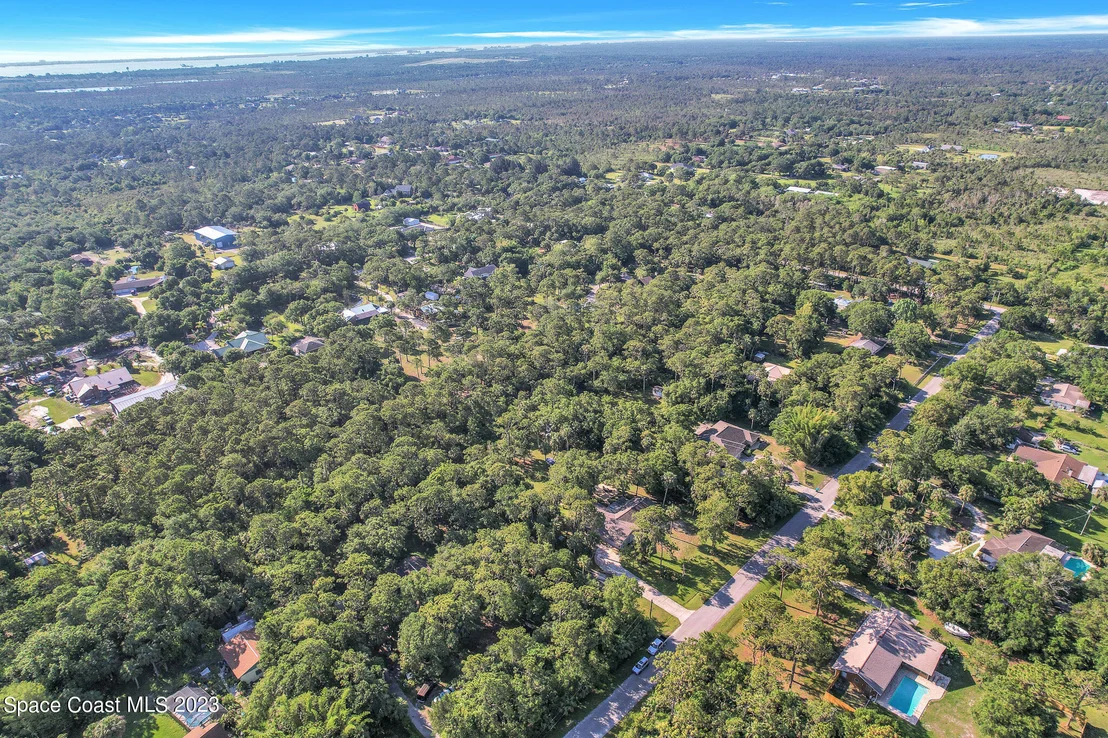 Photo of 2365 Homestead Lane