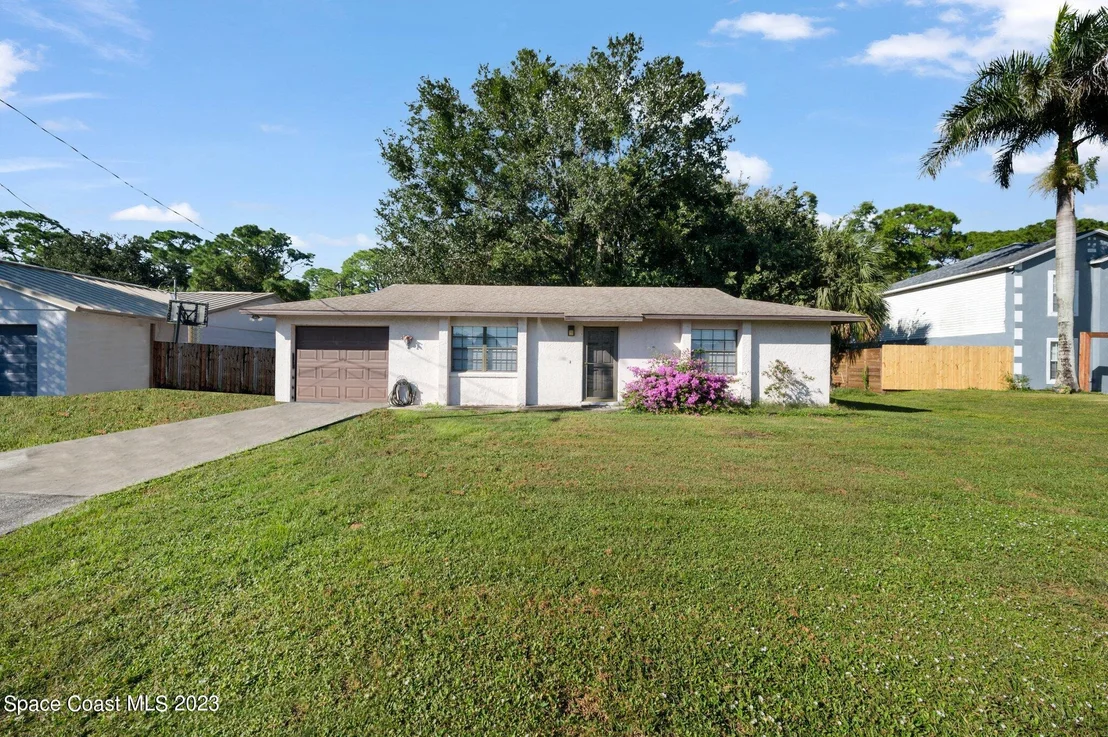 Photo of 5230 Carrick Road
