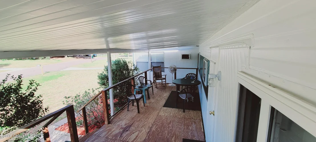 Photo of 6974 Ash Drive
