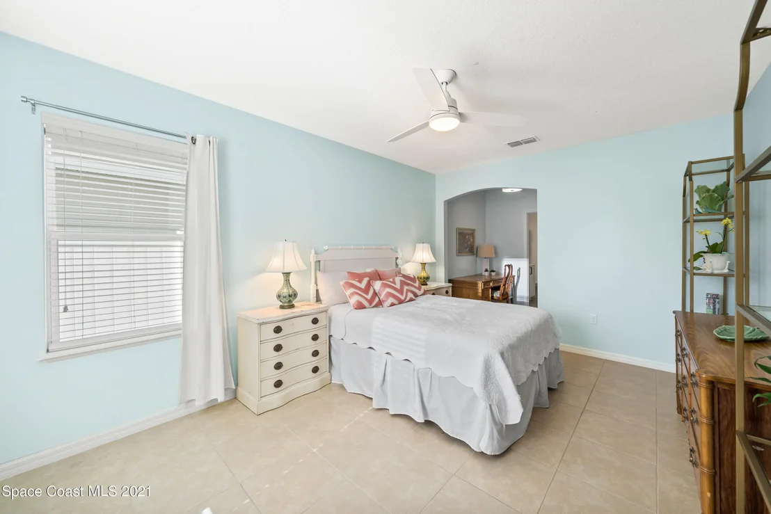 Photo of 1825 Litchfield Drive