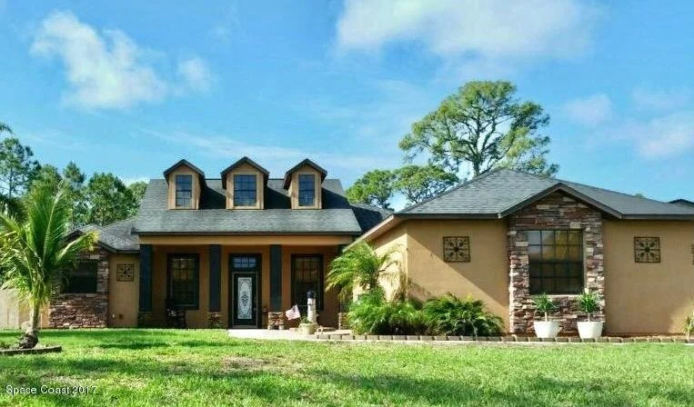 Photo of 5015 Timber Lane Drive
