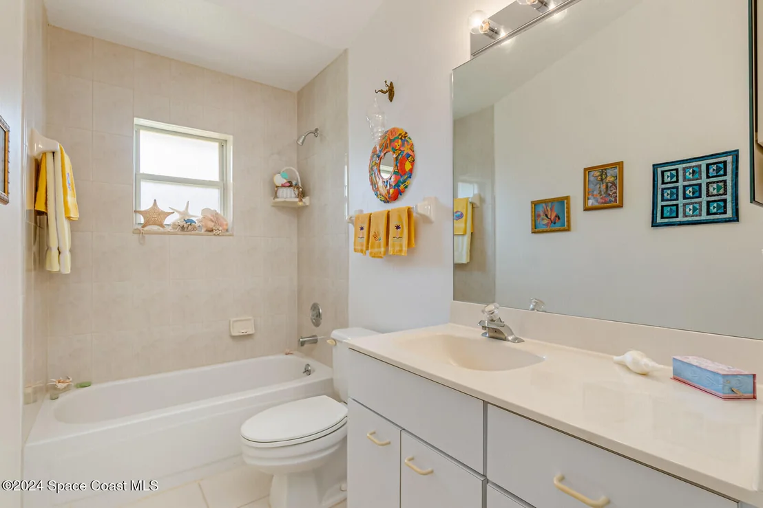 Photo of 410 Oriole Lane