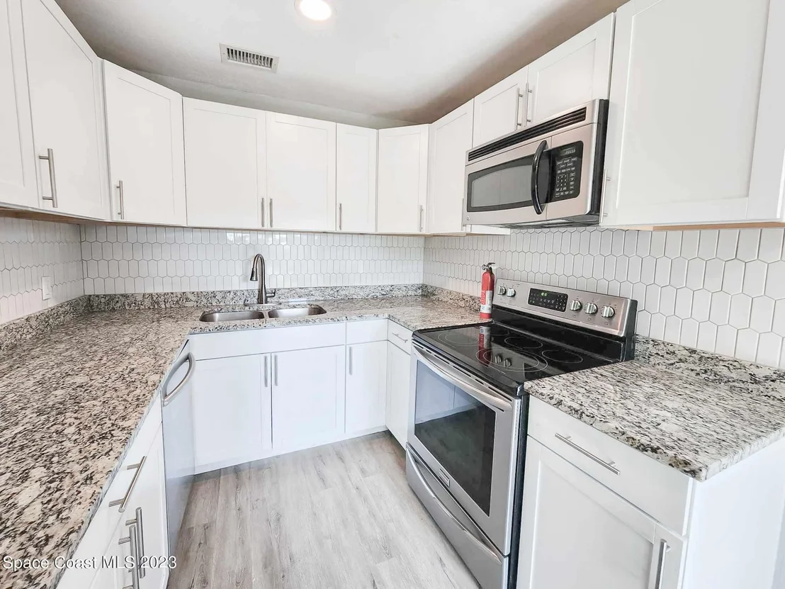 Photo of 1110 Hickory Lane