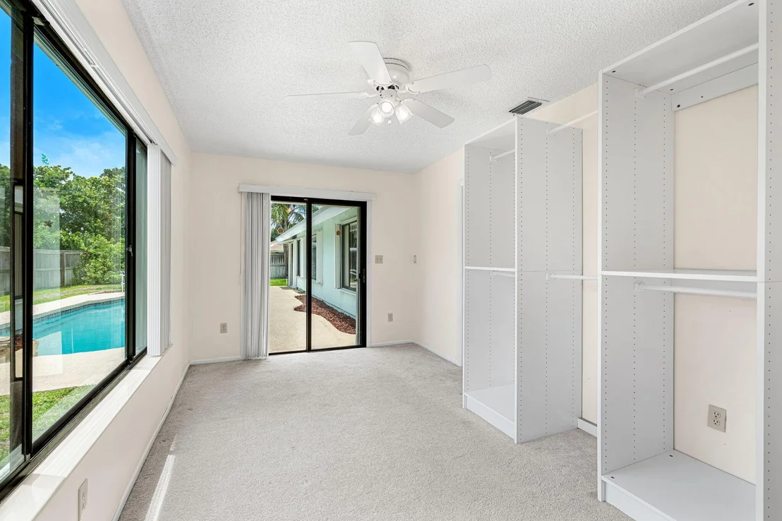 Photo of 400 Port Malabar Boulevard NE