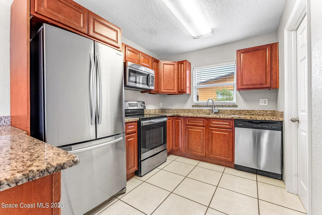 Photo of 46 Knollwood Drive