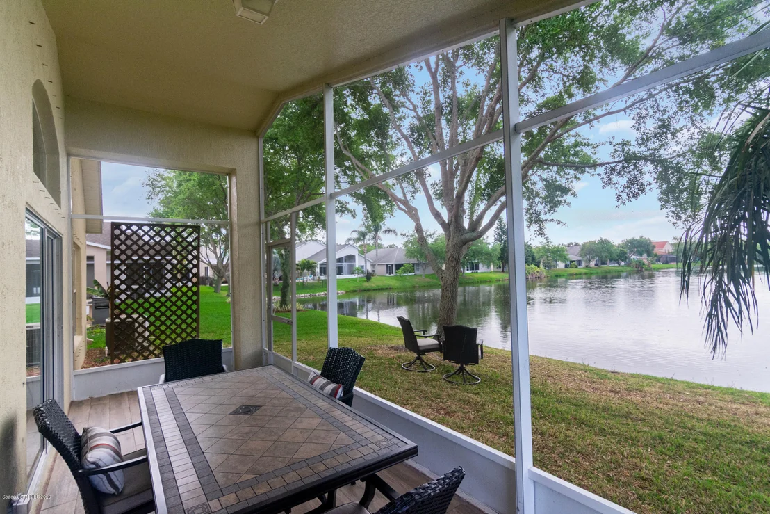 Photo of 2081 Stratford Pointe Drive