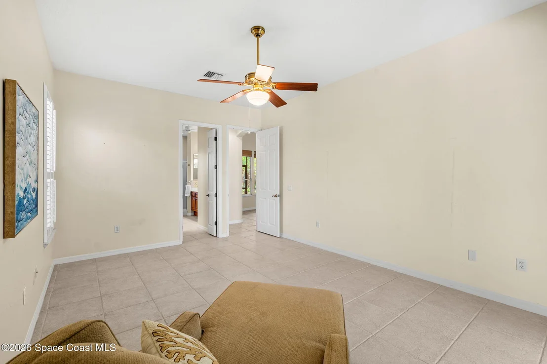 Photo of 162 Whaler Drive