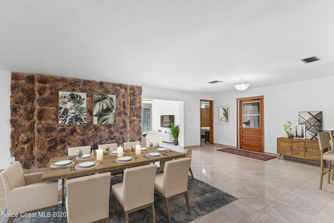 Photo of 1531 Hall Road