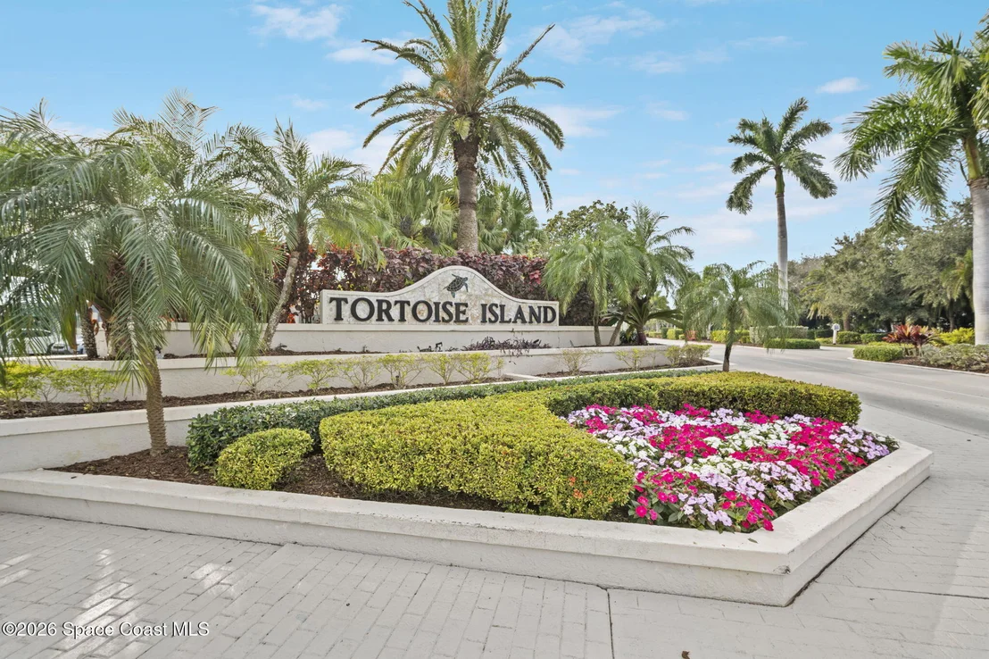 Photo of 347 Lanternback Island Drive