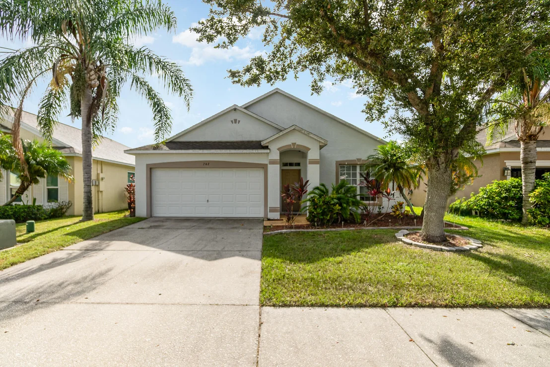 Photo of 742 Cressa Circle