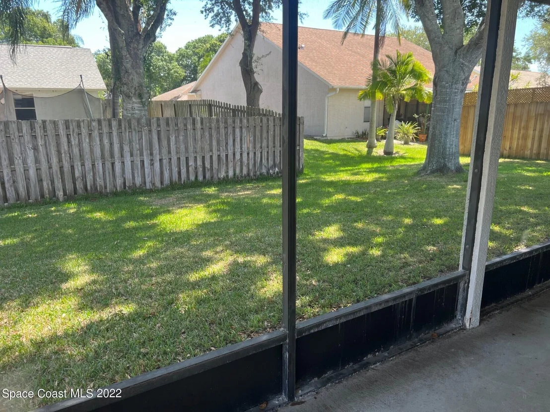 Photo of 1885 Crane Creek Boulevard