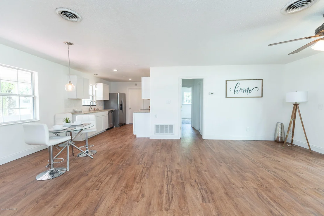 Photo of 971 Golf Street