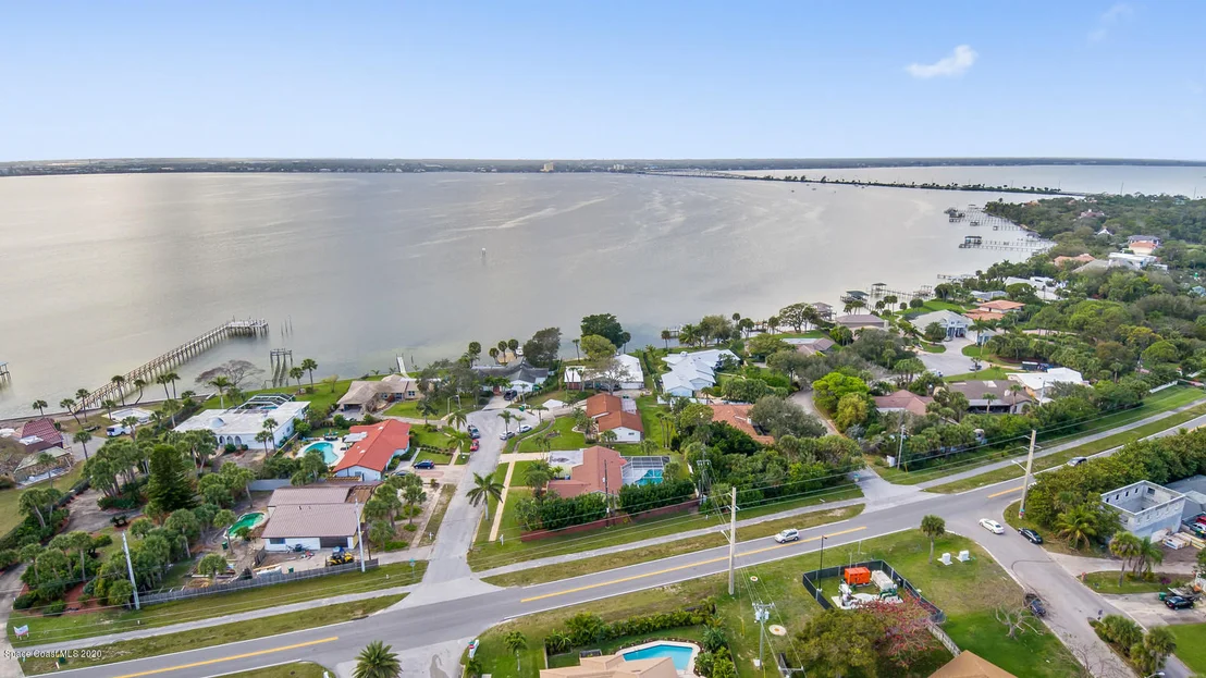Photo of 304 Sand Pine Road