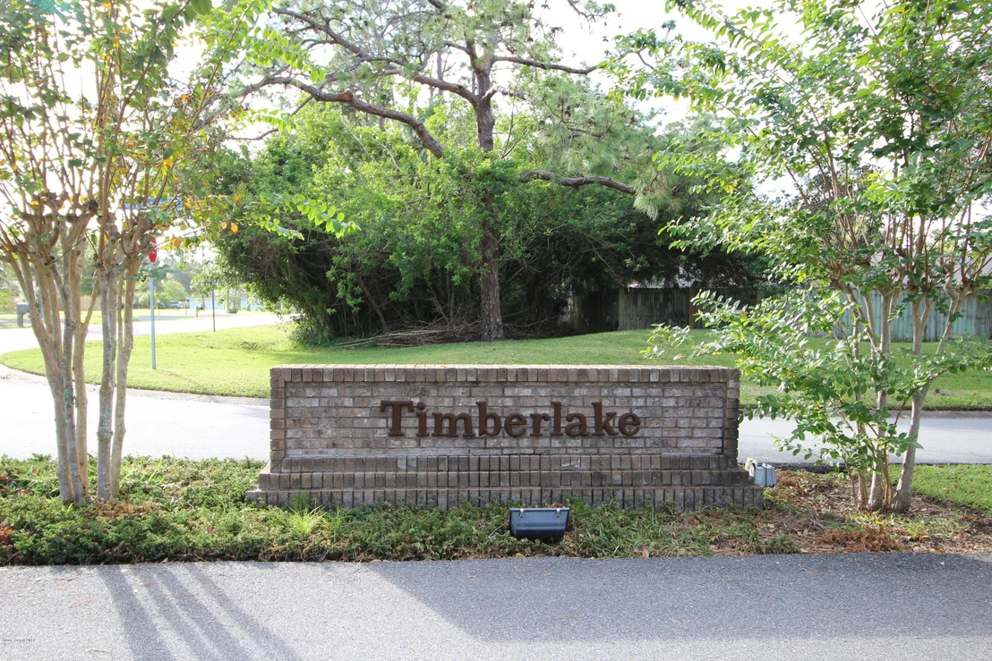 Photo of 7935 Timberlake Drive