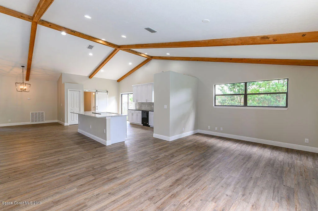 Photo of 2542 Lemon Street NE