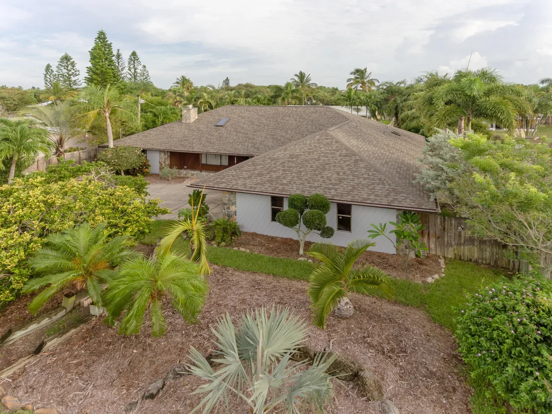 Photo of 420 Pine Tree Drive