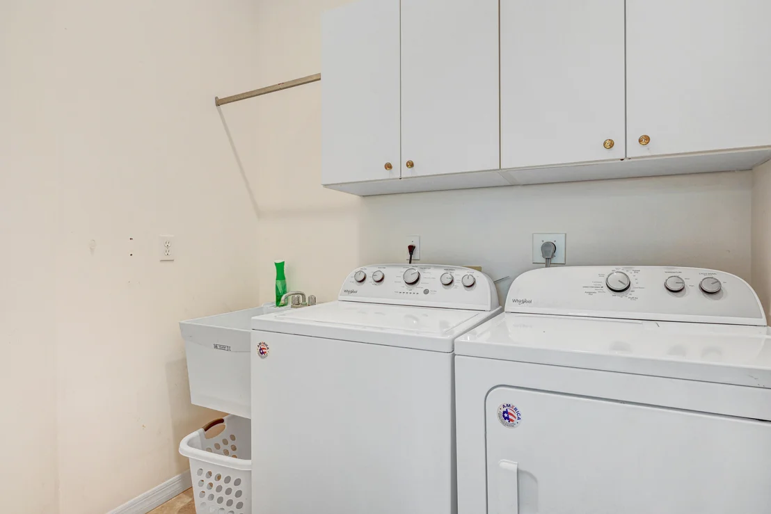 Photo of 2299 Addington Circle