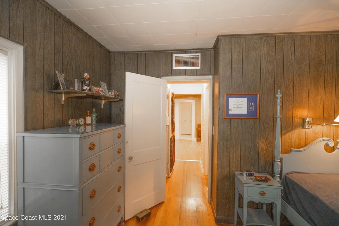 Photo of 27 Sweet Street