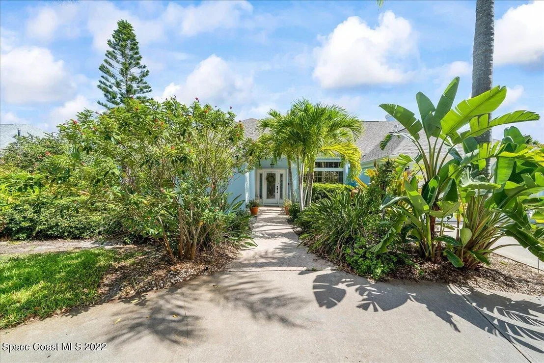 Photo of 233 Peregrine Drive