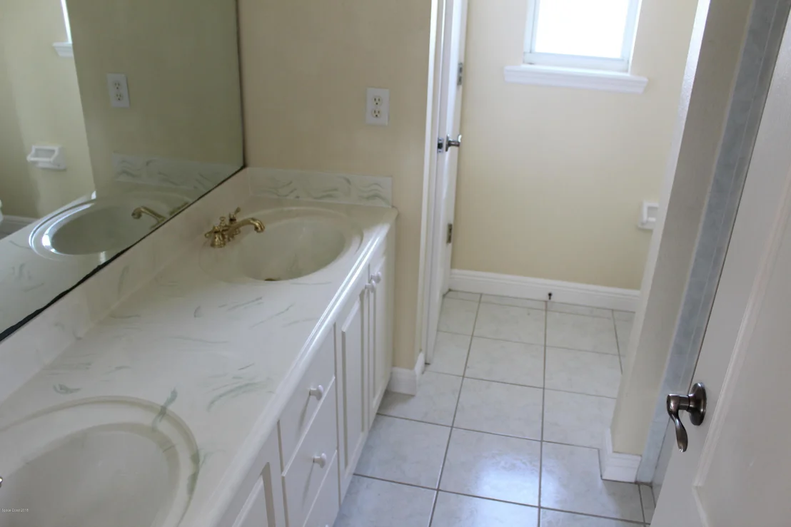 Photo of 6452 Flora Vista Place