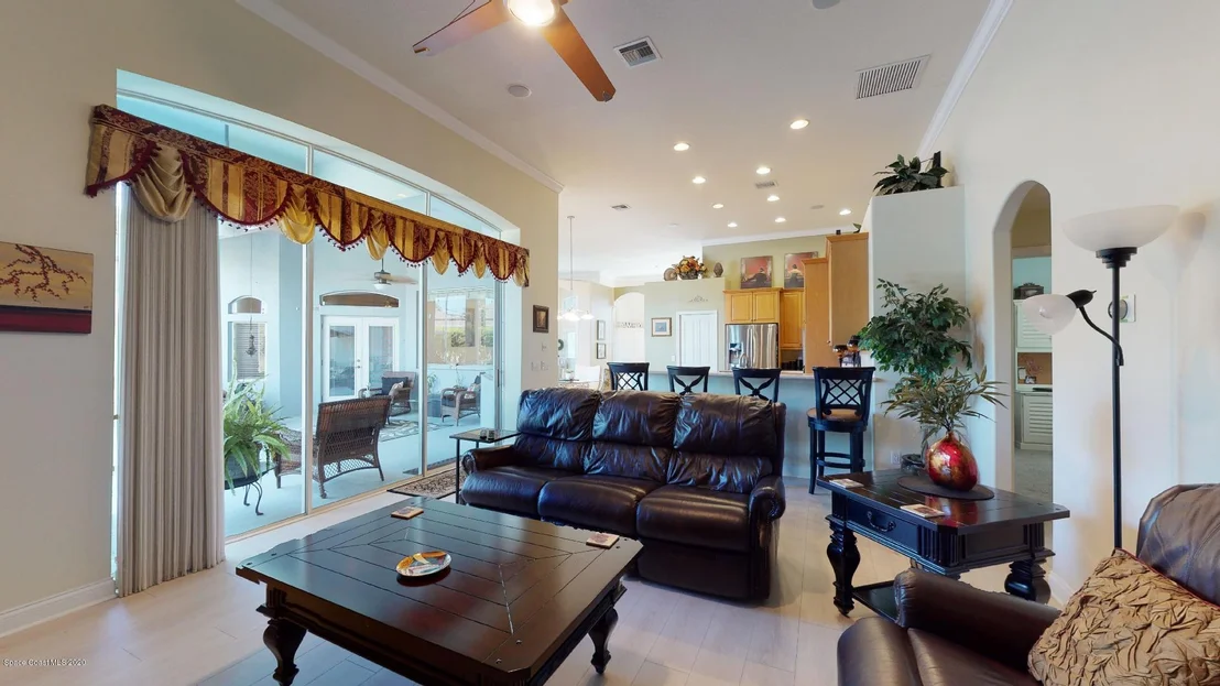 Photo of 1215 Starling Way