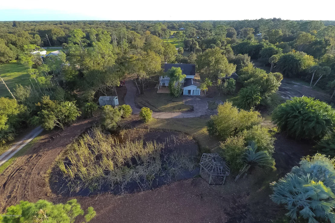 Photo of 3570 Hield Road